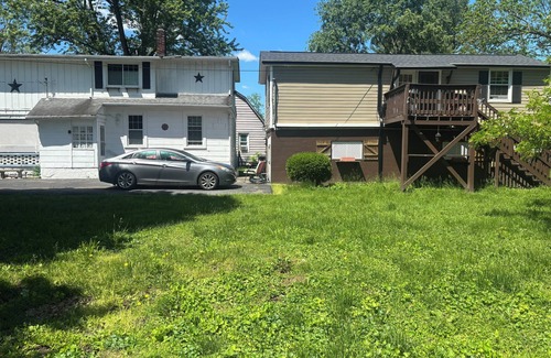 Morrow Haus | Charming 2-bedroom house in Morrow with WiFi