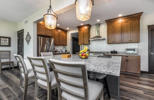 The Galena Territory Haus | Charming 2-bedroom option w/2.5 baths in a large home in the Galena Territories