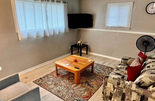 East Lansing Wohnung | Charming 2-bedroom apartment in lovely East Lansing with WiFi