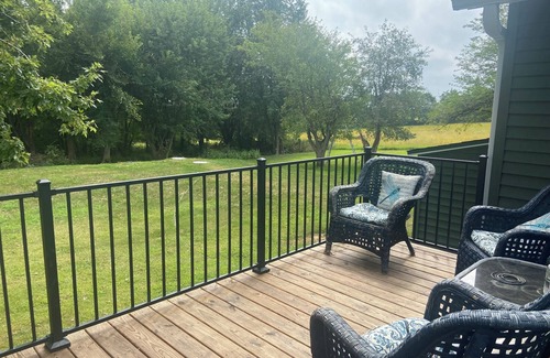 Platteville Hütte | Charming 2-bedroom cottage close to UW Platteville