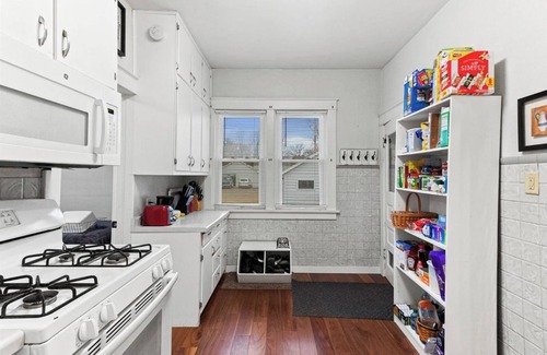 Port Edwards Haus | Charming 2-bedroom house in pleasant Port Edwards with WiFi, AC