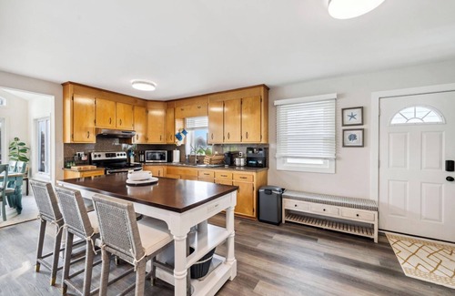 Stevensville Hütte | Charming 2-bedroom waterfront cottage in peaceful Stevensville with AC, WiFi