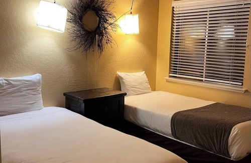 Tahoe Village Villa | Charming 2-bedroom villa in delightful Stateline with WiFi