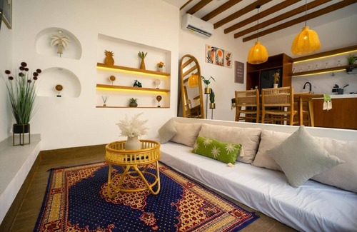 Mumbul Villa | Charming 2-bedroom villa in fabulous Bali with WiFi, AC, Pool & Much Much More.