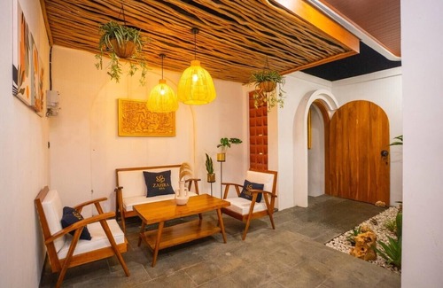 Mumbul Villa | Charming 2-bedroom villa in fabulous Bali with WiFi, AC, Pool & Much Much More.