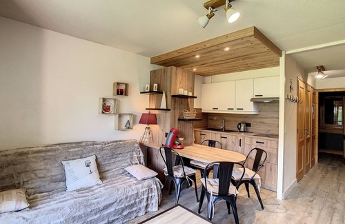 Demi-Quartier Wohnung | Charmantes 2-Zimmer-Apt in Combloux mit Terrasse, Parkplatz und Skiraum