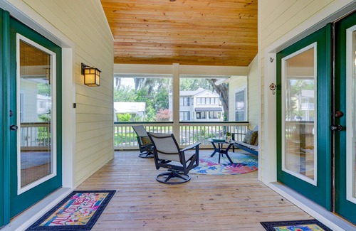St. Augustine Hütte | Charming 2BR Uptown Cottage - Artsy & Vibrant!
