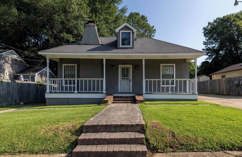 Fondren Wohnung | Charming 3 BDRM Unit with ~ Free Parking ~ Wifi