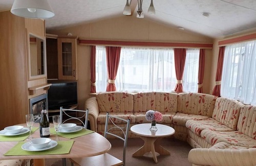 Hamworthy Kabine | Charming 3-Bed Holiday Home in Poole, Rockley Park