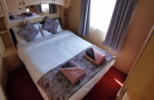 Hamworthy Kabine | Charming 3-Bed Holiday Home in Poole, Rockley Park