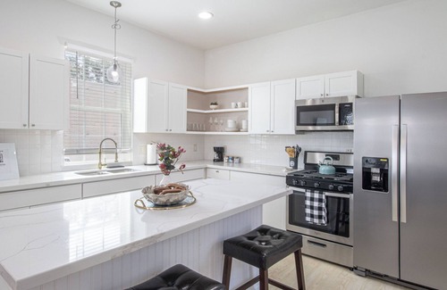 Hoffman Triangle Haus | Charming 3-Bed Home in the Heart of New Orleans, Minutes from French Quarter