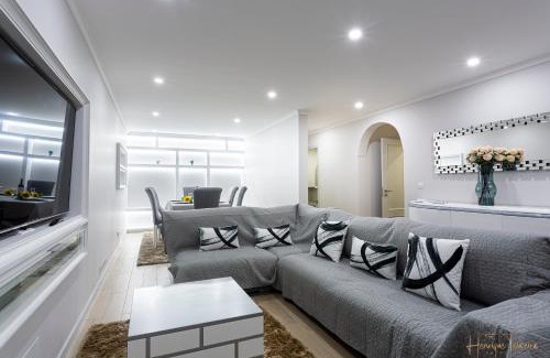 Santa Maria Maior Haus | Charming 3-Bed House in Funchal
