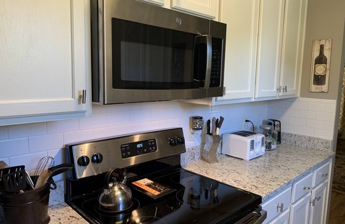 Uptown Haus | Cottage mit 3 Schlafzimmern Uptown mit Parkplatz abseits der Straße