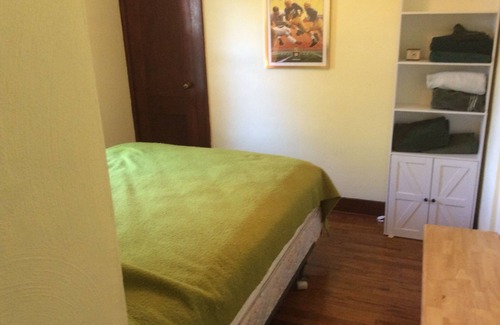 Notre Dame Sonstige | Charming 3-bedroom farmhouse with WiFi, AC. Oldest home ON the ND campus.