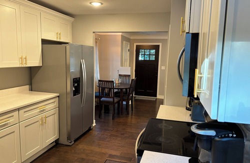 Crystal Haus | Charming 3-bedroom furnished house with AC, WiFi in tranquil Crystal Minnesota