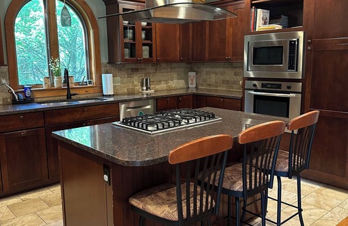 Town Hill Haus | Charmantes Haus mit 3 Schlafzimmern, zentral gelegen im Herzen des Acadia-Nationalparks.