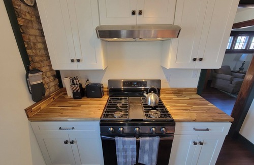 Fort Wayne Haus | Charming 3-bedroom house in delightful Fort Wayne with WiFi, AC