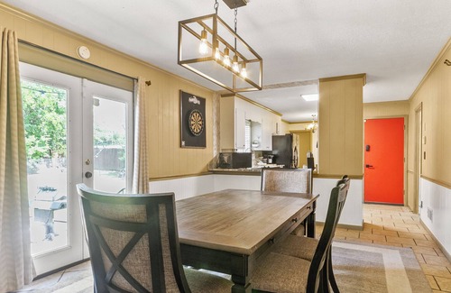 Forest Lake Haus | Charming 3-bedroom house in fabulous Tuscaloosa!