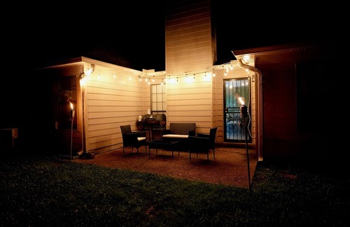 Cordova Haus | Charming 3-bedroom house with Arcade and patio in peaceful Cordova