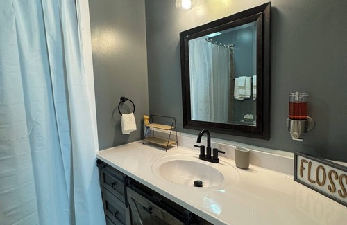 Jackson Haus | Charming 3-bedroom house in Jackson's Lana district.