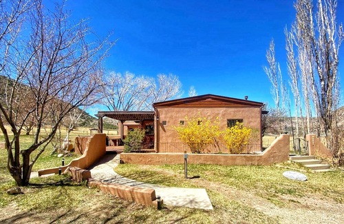Lewis Haus | Charming 3 bedroom Ranch in scenic McElmo Canyon