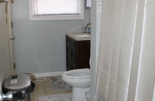 Calumet City Haus | Charming 3-bedroom house in Calumet City with WiFi and AC