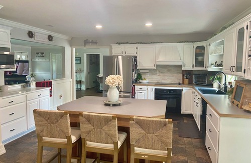 Centre Hall Haus | Charming 3-bedroom Happy Valley Home with Large Pool!