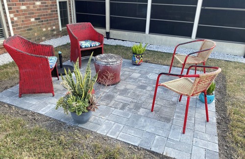 Little Woods Haus | Charming 3-bedroom house with WiFi, AC in delightful New Orleans, pool, safe