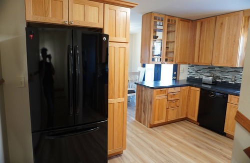 Aberdeen Haus | Charming 4-bedroom house with WiFi and gaming table in delightful Aberdeen