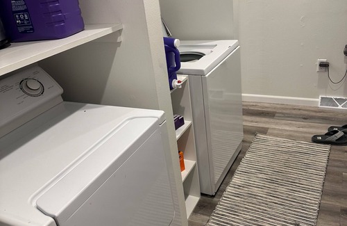 Dilworth Haus | Charming 4-bedroom house with WiFi and on a quiet street in Dilworth