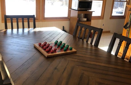 Sunday River Area Haus | Charming 4-bedroom house with WiFi, AC in delightful Andover