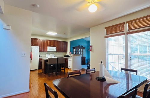 Odenton Haus | Charming 4-bedroom townhome with WiFi and AC in lovely Odenton.