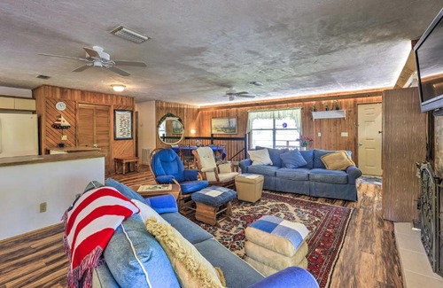Bell Haus | Charming Abode with Dock on the Suwannee River