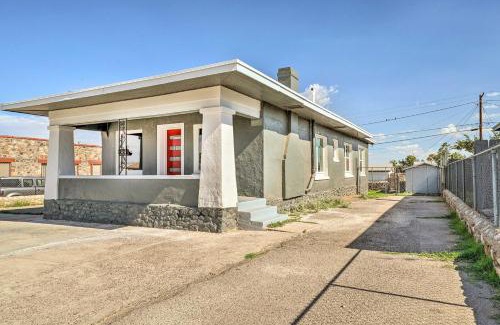 El Paso Haus | Charming and Quaint El Paso House with Backyard!