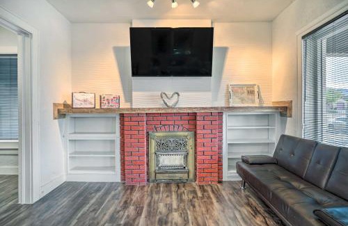 El Paso Haus | Charming and Quaint El Paso House with Backyard!