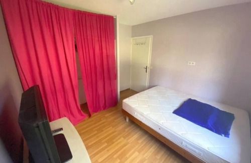 Prevessin-Moens Haus | Charming apartment near Switzerland