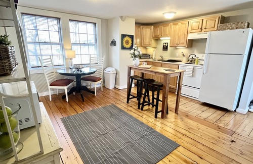 Rockport Wohnung | Charming Apartment Centrally Located