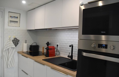 Santa Margarida Wohnung | Charmante Wohnung zur Miete in Roses, Costa Brava! 0 Meter vom Strand entfernt.