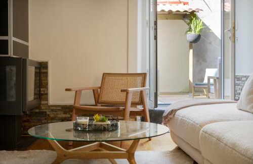 Se Nova Wohnung | Charming Apt in Historic House