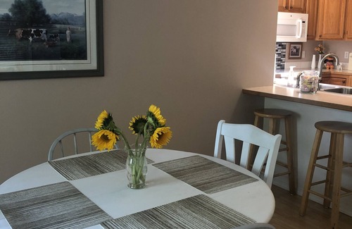 Boise Haus | Charming Boise Home with private backyard retreat.❤️