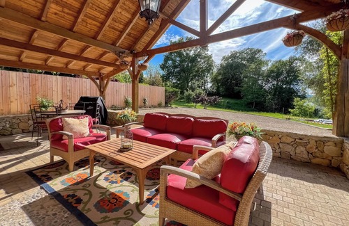 Siorac-en-Perigord Haus | Charming Bungalow with stunning views of the Dordogne River in the Perigord Noir