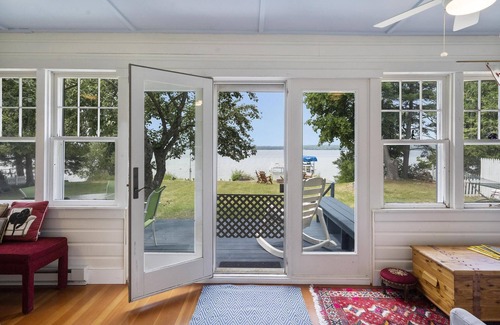 Cheboygan Haus | Charming Burt Lake Cottage