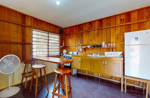 Placencia Kabine | Charmante Cabana mit großer, abgeschirmter Veranda und Hängematte - in Strandnähe!