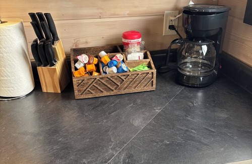 Eldon Kabine | Charming cabin with WiFi and AC in delightful Eldon