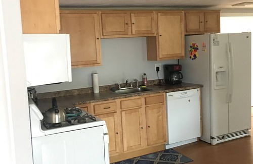 Cataumet Haus | Charming Cape House in Bourne, 10 minutes to Beaches