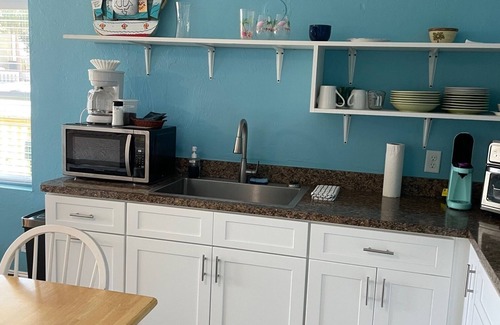 Cedar Key Eigentumswohnung | Charming Cedar Key Turtle Condo Gulf view with oversized balcony