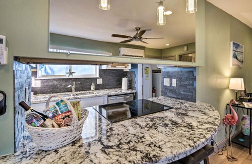 Colusa Haus | Charming Colusa Home with Patio, Gas Grill!