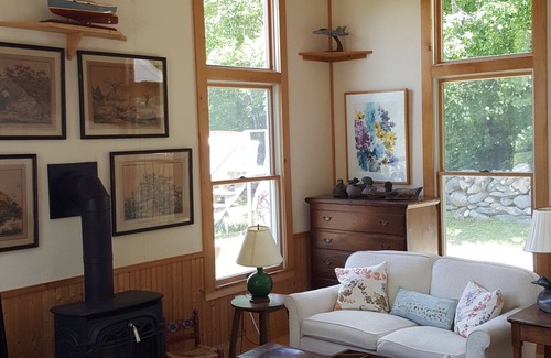 South Dartmouth Haus | Charming Cottage Getaway in Gemeinschaft am Strand