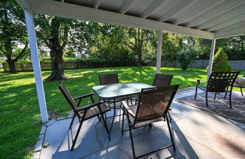 Jamesport Haus | Charming Cottage in The Heart of the North Fork