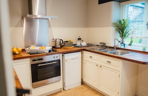 Higher Bockhampton Hütte | Charming Cottage next to Ancient Forest